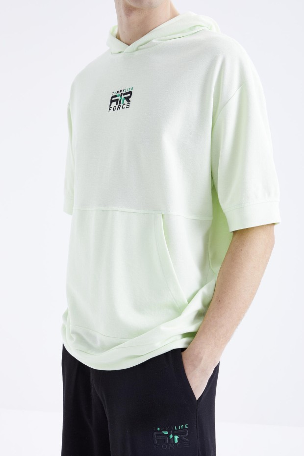 Tommy Life Açık Yeşil - Siyah Nakışlı Kapüşonlu Kanguru Cep Oversize Erkek Şort Takım - 85166. 8 Tommy Life Açık Yeşil - Siyah Nakışlı Kapüşonlu Kanguru Cep Oversize Erkek Şort Takım - 85166. 8