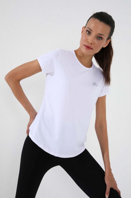 Beyaz Basic Kısa Kol Standart Kalıp O Yaka Kadın T-Shirt - 97144 