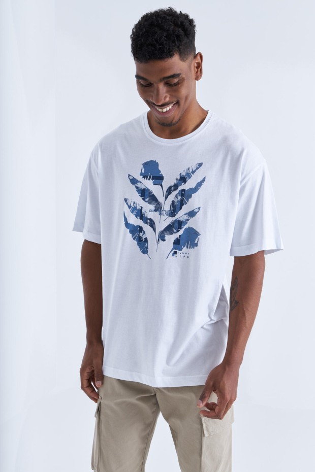 Tommy Life Beyaz Büyük Baskılı O Yaka Erkek Oversize T-Shirt - 88092. 1 Tommy Life Beyaz Büyük Baskılı O Yaka Erkek Oversize T-Shirt - 88092. 1