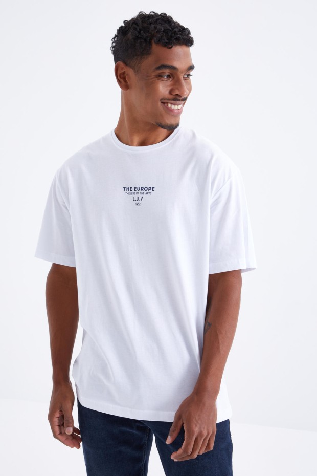 Tommy Life Beyaz Sırt Baskılı O Yaka Erkek Oversize T-Shirt - 88091. 4