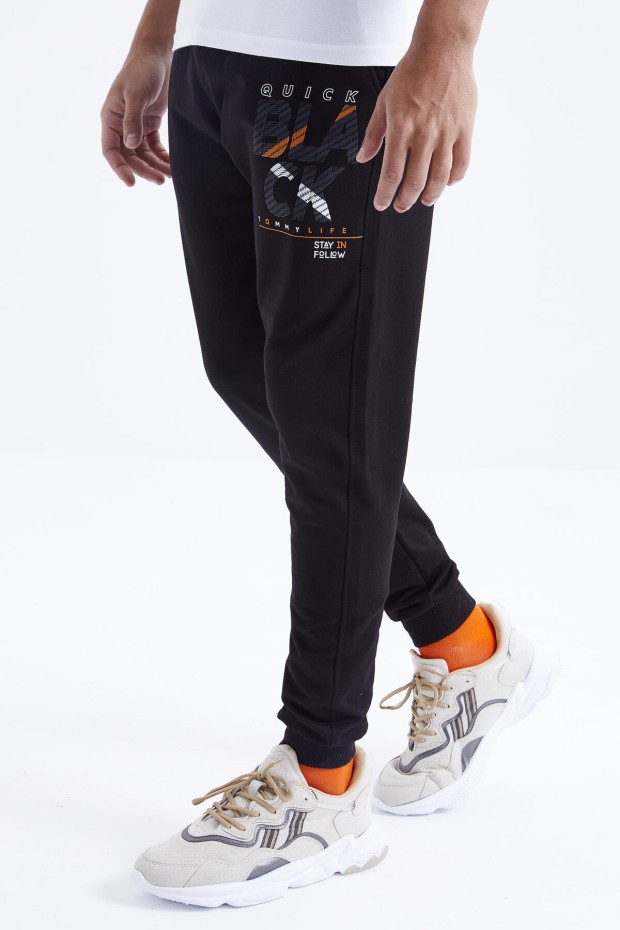 Tommy Life Beyaz - Siyah Baskı Detaylı O Yaka Standart Kalıp Manşetli Erkek Eşofman Takım - 85173. 6 Tommy Life Beyaz - Siyah Baskı Detaylı O Yaka Standart Kalıp Manşetli Erkek Eşofman Takım - 85173. 6