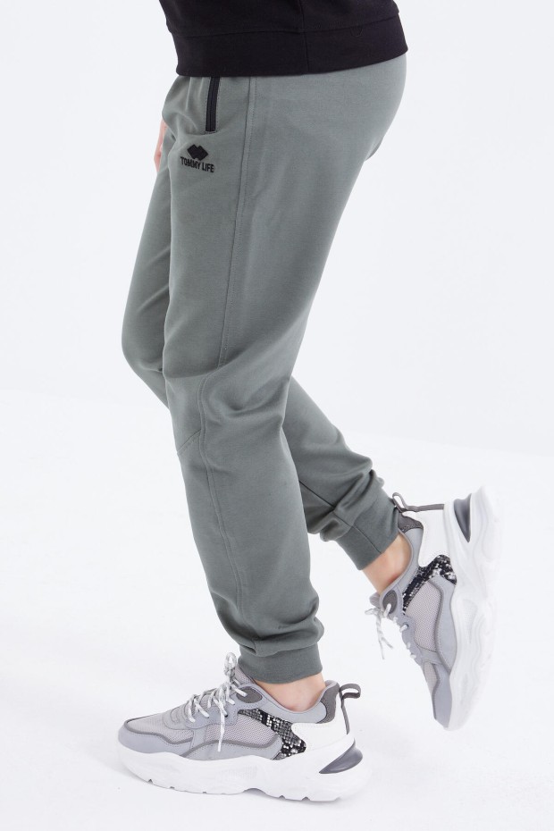 Tommy Life Çağla Bağcıklı Fermuar Cepli Jogger Erkek Çocuk Eşofman Alt - 10815. 8 Tommy Life Çağla Bağcıklı Fermuar Cepli Jogger Erkek Çocuk Eşofman Alt - 10815. 8