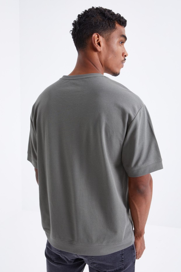 Tommy Life Çağla Küçük Yazı Nakışlı O Yaka Erkek Oversize T-Shirt - 88103. 7 Tommy Life Çağla Küçük Yazı Nakışlı O Yaka Erkek Oversize T-Shirt - 88103. 7