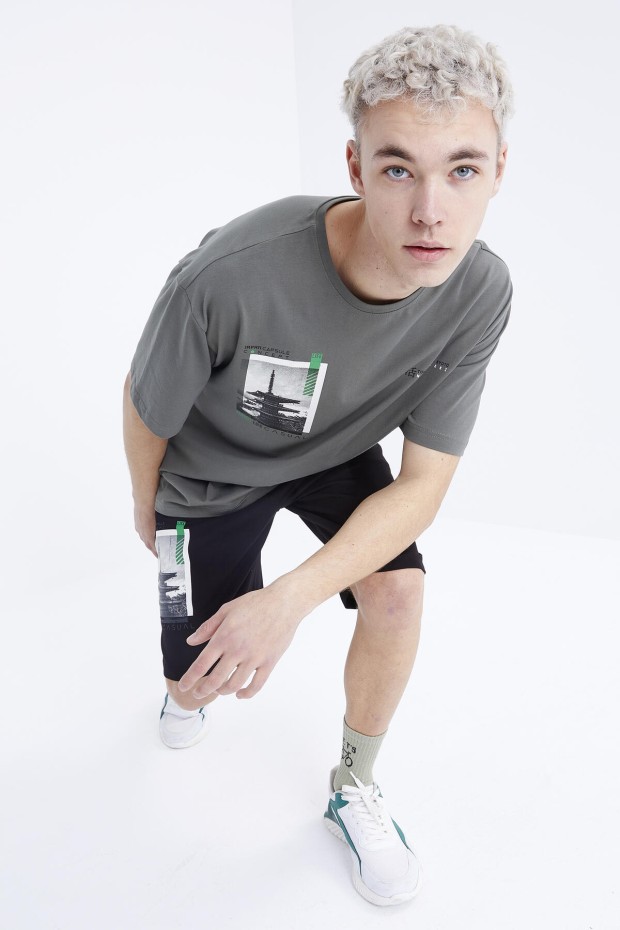 Tommy Life Çağla - Siyah Baskılı O Yaka Oversize Bermuda Erkek Şort Takım - 85165. 3 Tommy Life Çağla - Siyah Baskılı O Yaka Oversize Bermuda Erkek Şort Takım - 85165. 3