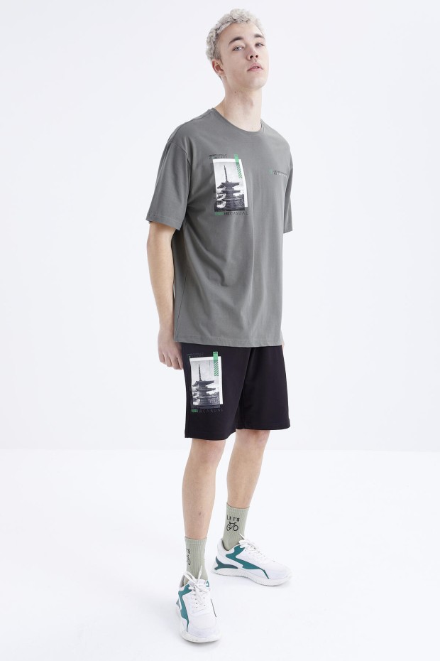 Tommy Life Çağla - Siyah Baskılı O Yaka Oversize Bermuda Erkek Şort Takım - 85165. 1 Tommy Life Çağla - Siyah Baskılı O Yaka Oversize Bermuda Erkek Şort Takım - 85165. 1