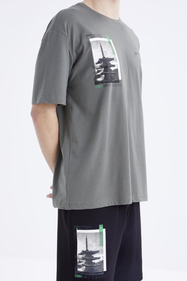 Tommy Life Çağla - Siyah Baskılı O Yaka Oversize Bermuda Erkek Şort Takım - 85165. 4 Tommy Life Çağla - Siyah Baskılı O Yaka Oversize Bermuda Erkek Şort Takım - 85165. 4