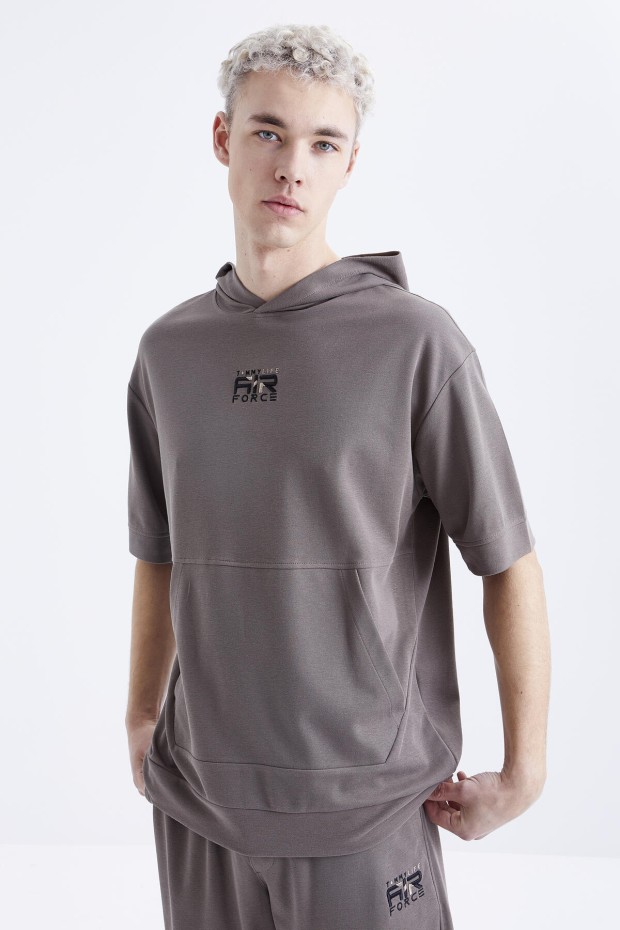 Tommy Life Camel Nakışlı Kapüşonlu Kanguru Cep Oversize Erkek Şort Takım - 85166. 2 Tommy Life Camel Nakışlı Kapüşonlu Kanguru Cep Oversize Erkek Şort Takım - 85166. 2