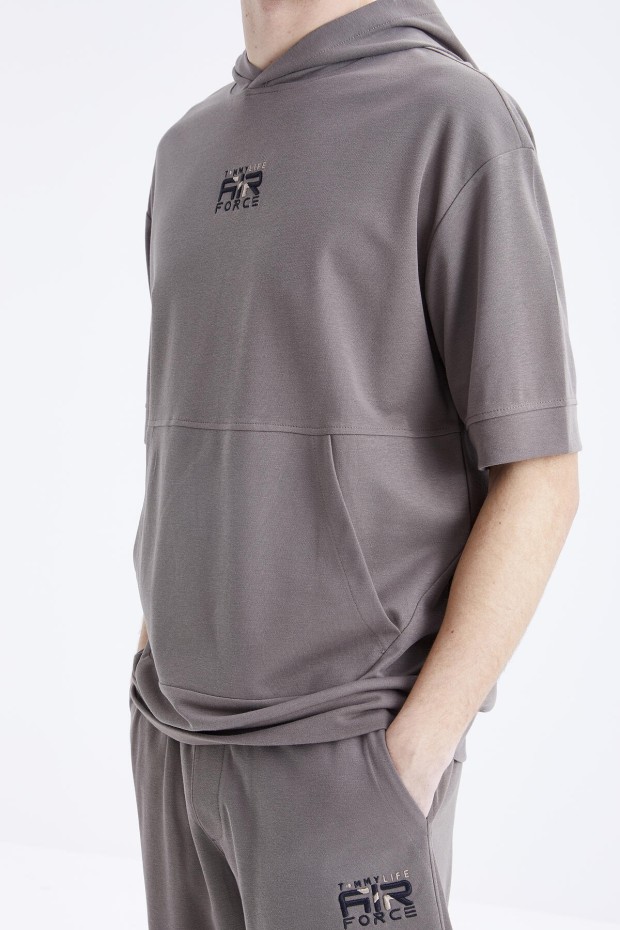 Tommy Life Camel Nakışlı Kapüşonlu Kanguru Cep Oversize Erkek Şort Takım - 85166. 8 Tommy Life Camel Nakışlı Kapüşonlu Kanguru Cep Oversize Erkek Şort Takım - 85166. 8