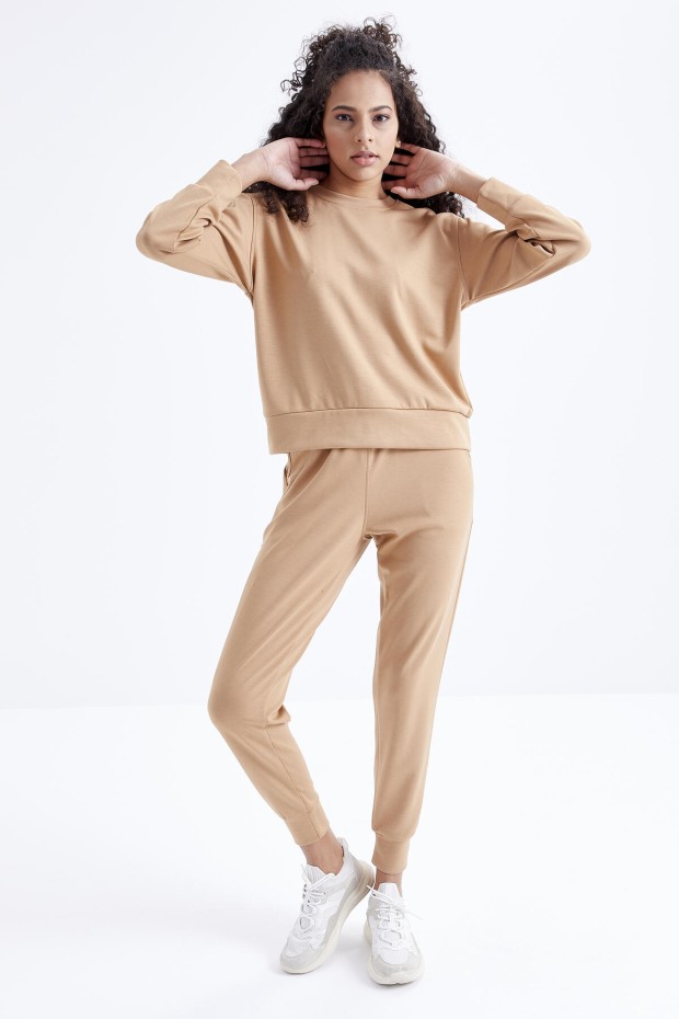 Tommy Life Camel Oversize Basic O Yaka Kadın Eşofman Takımı - 95308. 5 Tommy Life Camel Oversize Basic O Yaka Kadın Eşofman Takımı - 95308. 5