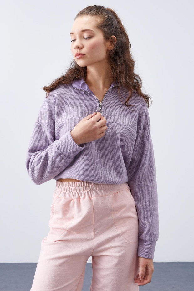Tommy Life Eflatun Kapüşonlu Yarım Fermuar Selanik Kadın Oversize Triko Crop Top Sweathirt - 97193. 6 Tommy Life Eflatun Kapüşonlu Yarım Fermuar Selanik Kadın Oversize Triko Crop Top Sweathirt - 97193. 6