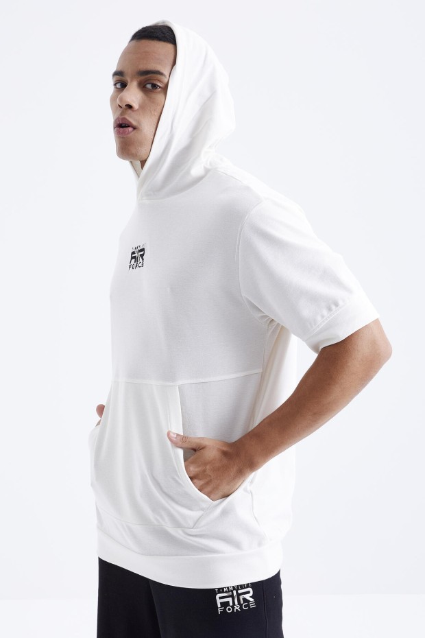 Tommy Life Ekru - Siyah Nakışlı Kapüşonlu Kanguru Cep Oversize Erkek Şort Takım - 85166. 2 Tommy Life Ekru - Siyah Nakışlı Kapüşonlu Kanguru Cep Oversize Erkek Şort Takım - 85166. 2