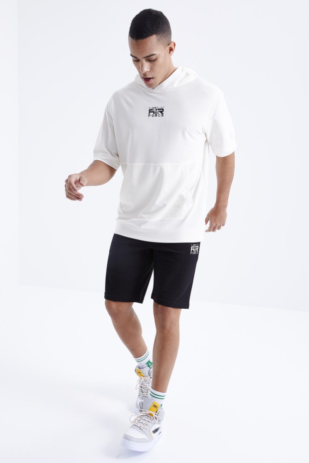 Tommy Life Ekru - Siyah Nakışlı Kapüşonlu Kanguru Cep Oversize Erkek Şort Takım - 85166. 6 Tommy Life Ekru - Siyah Nakışlı Kapüşonlu Kanguru Cep Oversize Erkek Şort Takım - 85166. 6