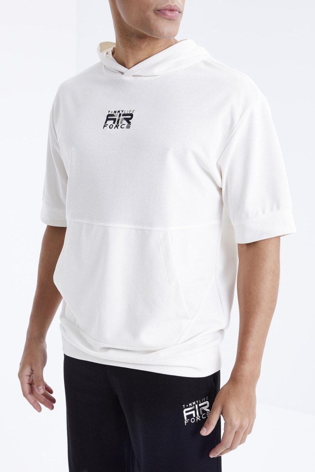 Tommy Life Ekru - Siyah Nakışlı Kapüşonlu Kanguru Cep Oversize Erkek Şort Takım - 85166. 4 Tommy Life Ekru - Siyah Nakışlı Kapüşonlu Kanguru Cep Oversize Erkek Şort Takım - 85166. 4