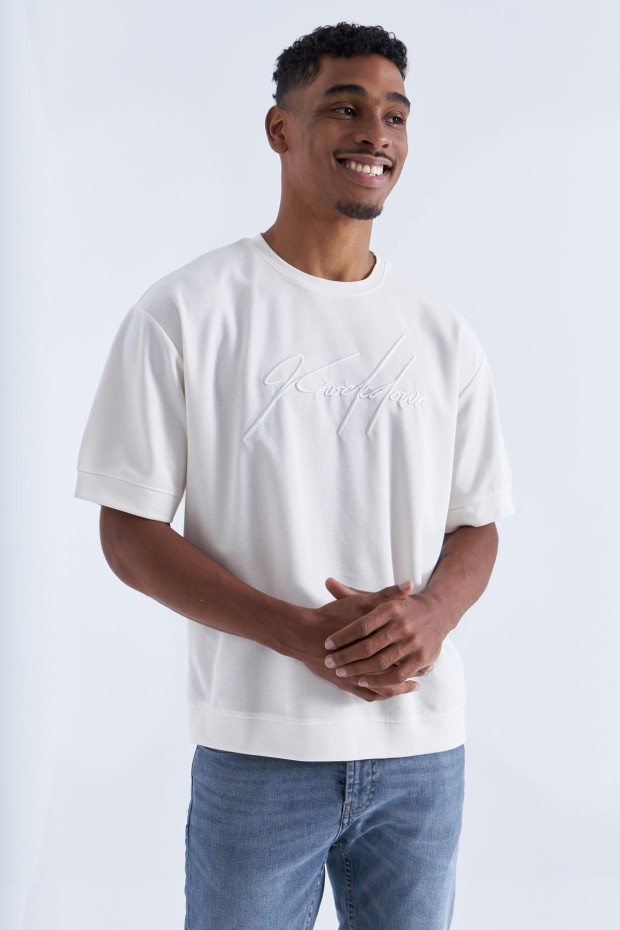 Tommy Life Ekru Yazı Nakışlı O Yaka Erkek Oversize T-Shirt - 88102. 5 Tommy Life Ekru Yazı Nakışlı O Yaka Erkek Oversize T-Shirt - 88102. 5