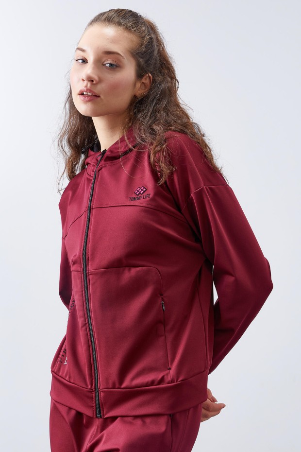 Tommy Life Erguvan Kapüşonlu Gizli Cep Detaylı Standart Kalıp Kadın Eşofman Takımı - 95306. 1 Tommy Life Erguvan Kapüşonlu Gizli Cep Detaylı Standart Kalıp Kadın Eşofman Takımı - 95306. 1