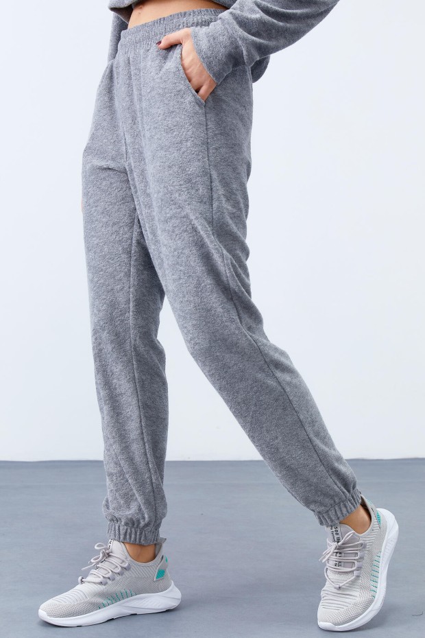 Tommy Life Gri Melanj Havlu Kumaş Kapüşonlu Lastik Paça Kadın Oversize Eşofman Takım - 95311. 4 Tommy Life Gri Melanj Havlu Kumaş Kapüşonlu Lastik Paça Kadın Oversize Eşofman Takım - 95311. 4