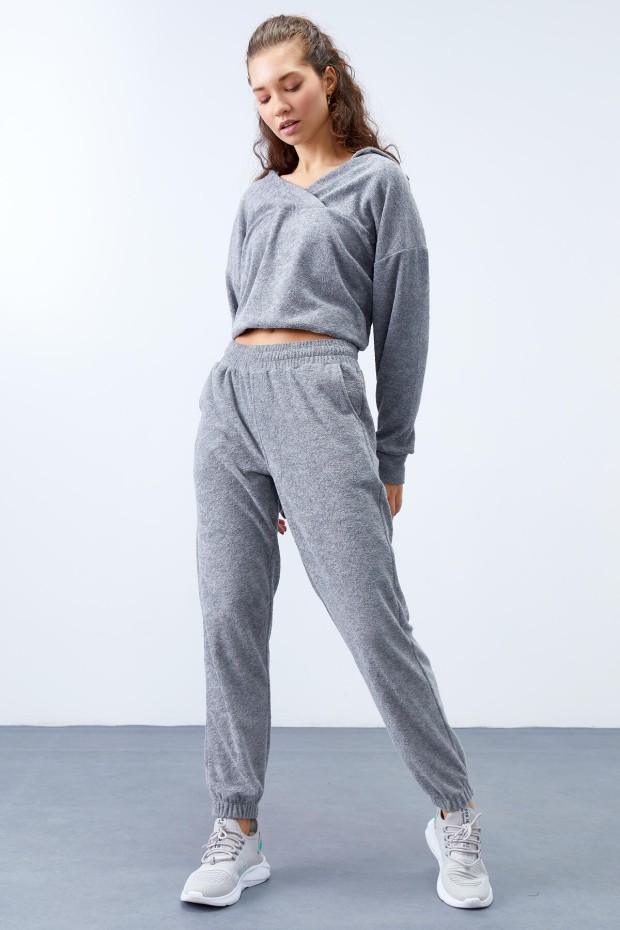Tommy Life Gri Melanj Havlu Kumaş Kapüşonlu Lastik Paça Kadın Oversize Eşofman Takım - 95311. 6 Tommy Life Gri Melanj Havlu Kumaş Kapüşonlu Lastik Paça Kadın Oversize Eşofman Takım - 95311. 6