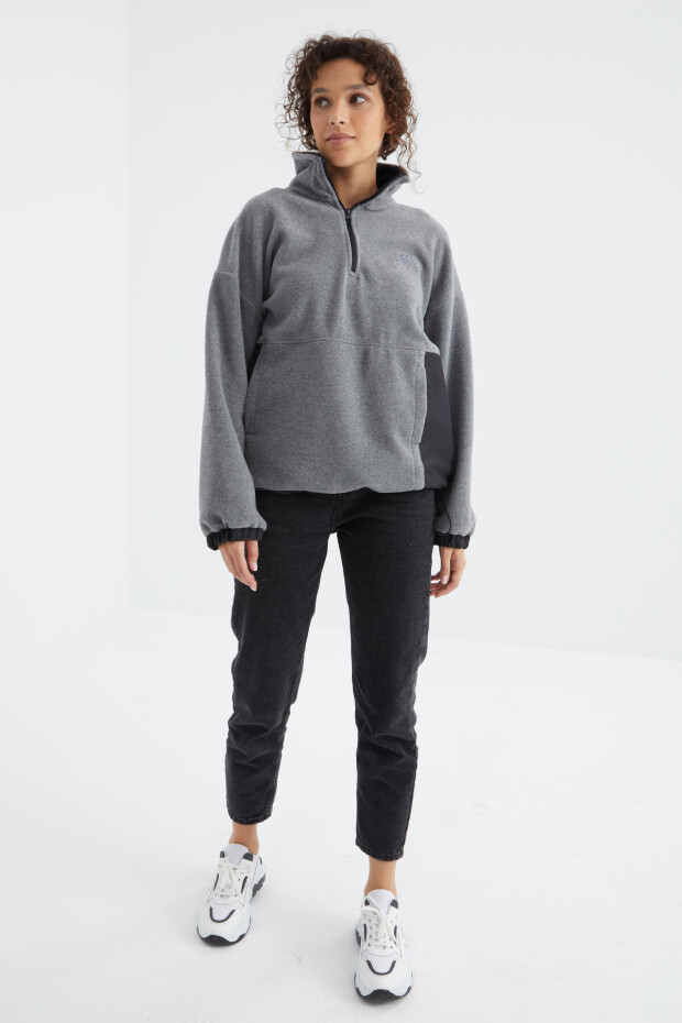 Gri Melanj Yarım Fermuar Etek Ucu Büzgülü Dik Yaka Oversize Kadın Polar Sweatshirt - 97236 - 2