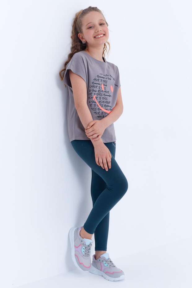 Tommy Life Gri - Orman Yeşil Emoji Baskılı Kısa Kollu O Yaka Kız Çocuk Tayt Takım - 75062. 2 Tommy Life Gri - Orman Yeşil Emoji Baskılı Kısa Kollu O Yaka Kız Çocuk Tayt Takım - 75062. 2