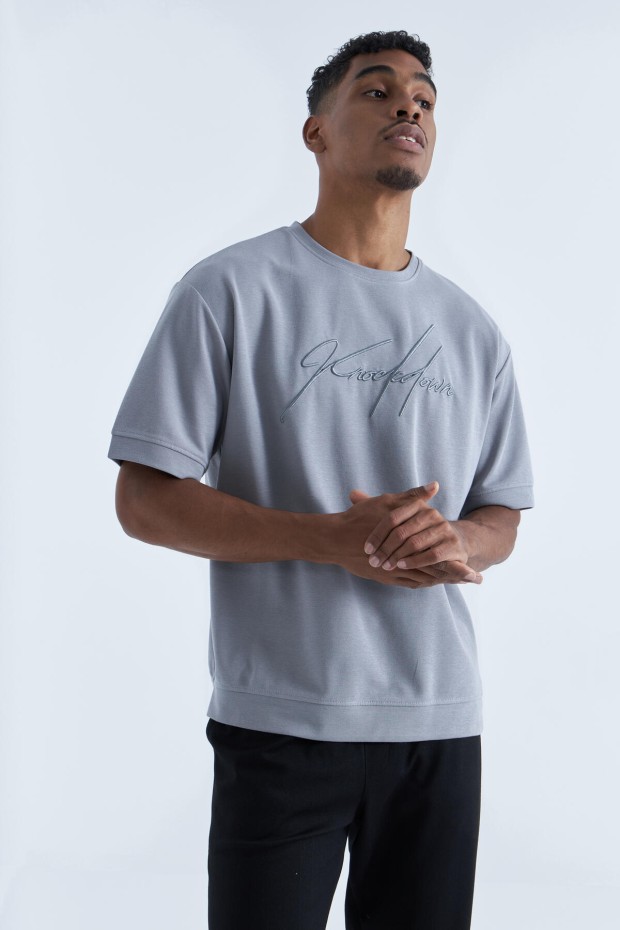 Tommy Life Gri Yazı Nakışlı O Yaka Erkek Oversize T-Shirt - 88102. 1 Tommy Life Gri Yazı Nakışlı O Yaka Erkek Oversize T-Shirt - 88102. 1