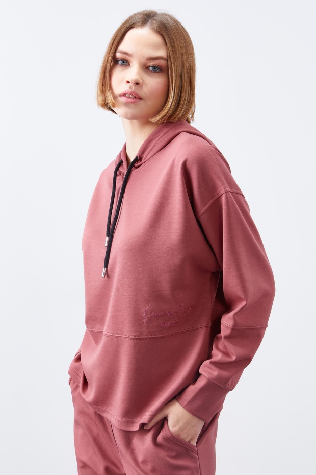 Tommy Life Gül Kurusu Kapüşonlu Nakış Detaylı Klasik Paça Kadın Oversize Eşofman Takımı - 95310. 6 Tommy Life Gül Kurusu Kapüşonlu Nakış Detaylı Klasik Paça Kadın Oversize Eşofman Takımı - 95310. 6