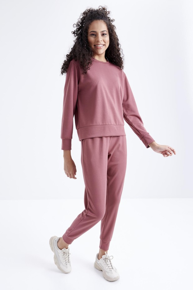 Tommy Life Gül Kurusu Oversize Basic O Yaka Kadın Eşofman Takımı - 95308. 6 Tommy Life Gül Kurusu Oversize Basic O Yaka Kadın Eşofman Takımı - 95308. 6