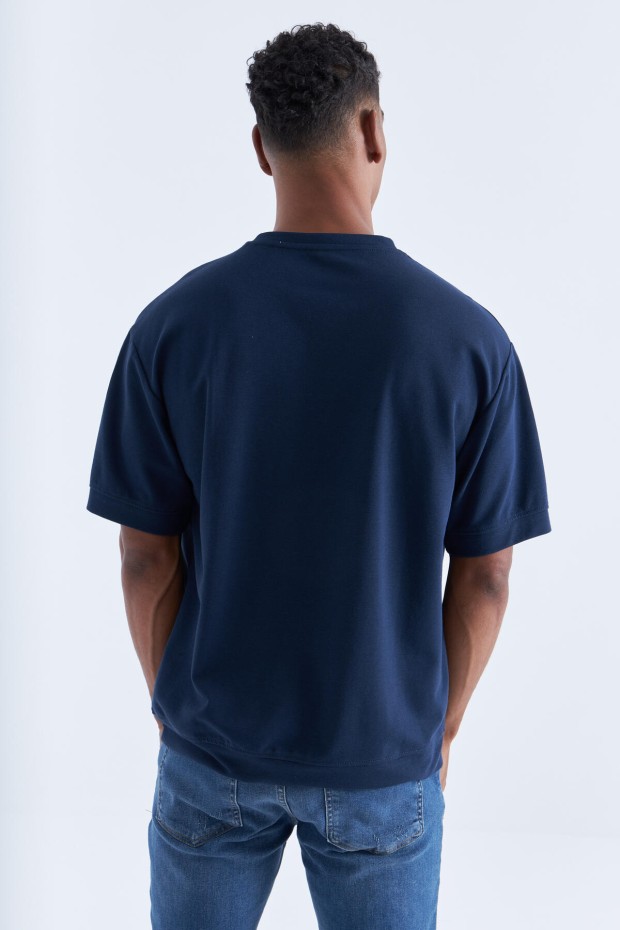 Tommy Life İndigo Baskılı Yazı Nakışlı O Yaka Erkek Oversize T-Shirt - 88105. 7 Tommy Life İndigo Baskılı Yazı Nakışlı O Yaka Erkek Oversize T-Shirt - 88105. 7