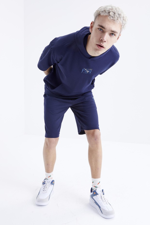 Tommy Life İndigo Nakışlı Kapüşonlu Kanguru Cep Oversize Erkek Şort Takım - 85166. 3 Tommy Life İndigo Nakışlı Kapüşonlu Kanguru Cep Oversize Erkek Şort Takım - 85166. 3