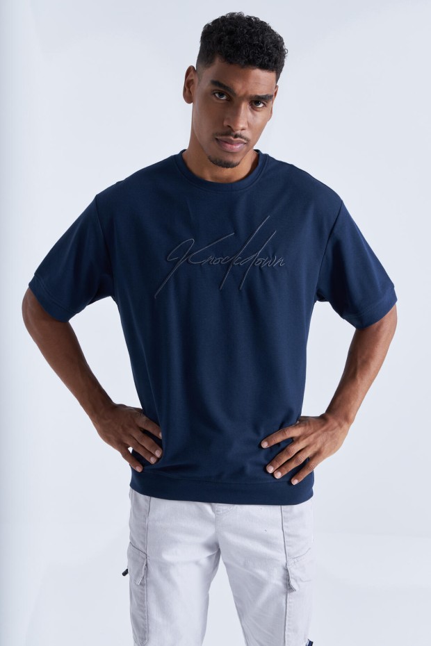 Tommy Life İndigo Yazı Nakışlı O Yaka Erkek Oversize T-Shirt - 88102. 2 Tommy Life İndigo Yazı Nakışlı O Yaka Erkek Oversize T-Shirt - 88102. 2