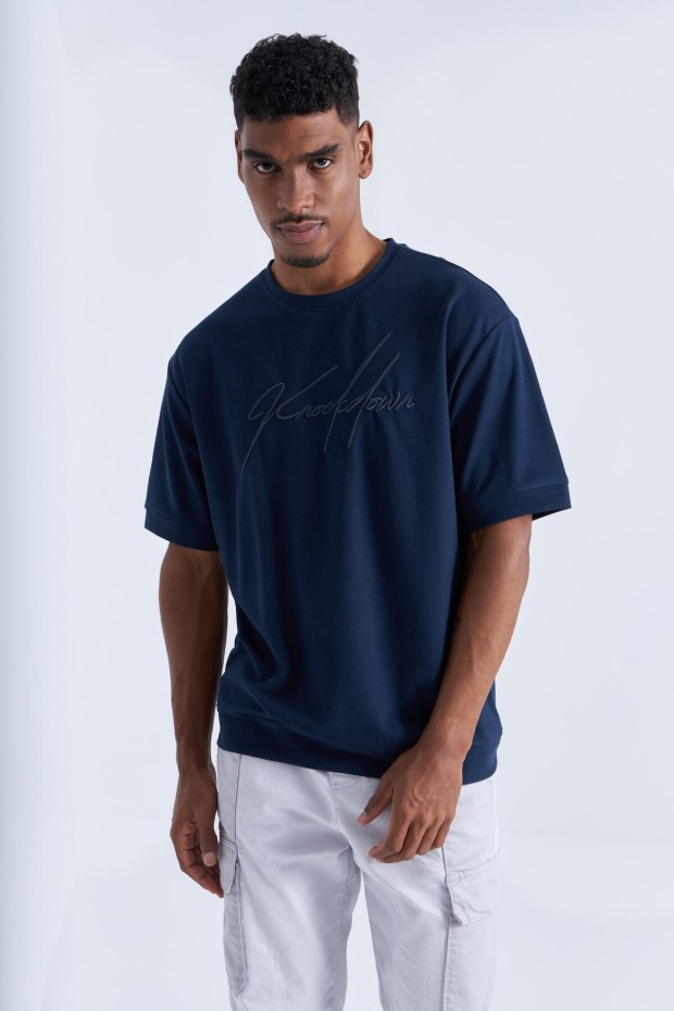 Tommy Life İndigo Yazı Nakışlı O Yaka Erkek Oversize T-Shirt - 88102. 7 Tommy Life İndigo Yazı Nakışlı O Yaka Erkek Oversize T-Shirt - 88102. 7