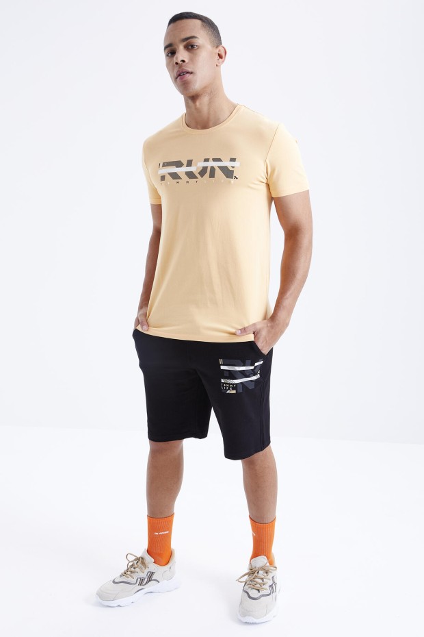 Tommy Life Kavuniçi - Siyah Yazı Baskılı O Yaka Bermuda Erkek Şort Takım - 85167. 1 Tommy Life Kavuniçi - Siyah Yazı Baskılı O Yaka Bermuda Erkek Şort Takım - 85167. 1