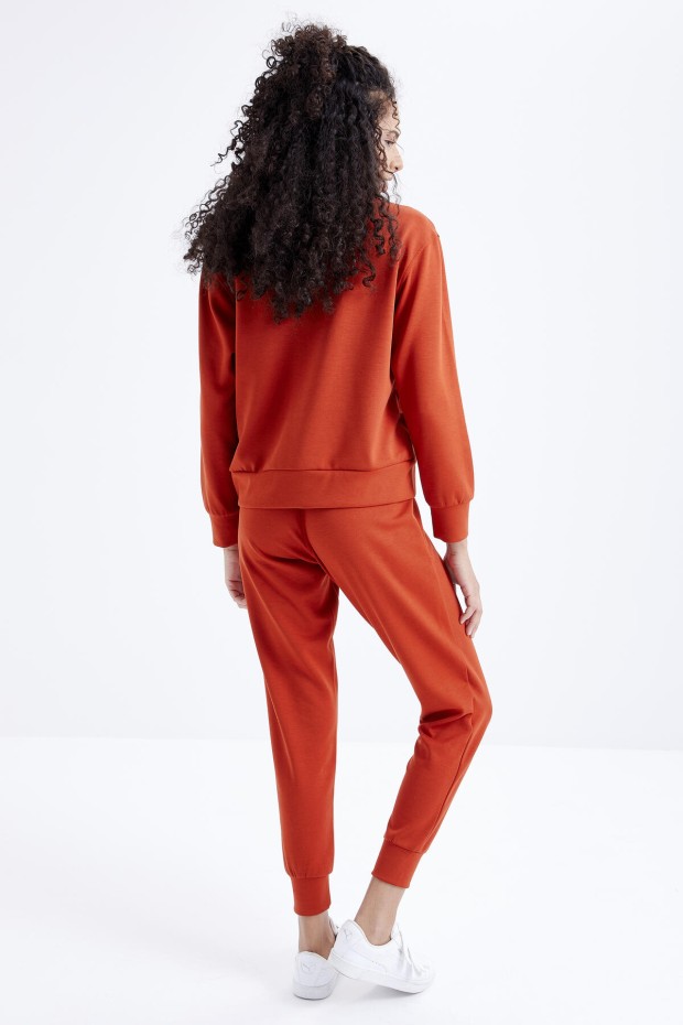 Tommy Life Kiremit Oversize Basic O Yaka Kadın Eşofman Takımı - 95308. 4 Tommy Life Kiremit Oversize Basic O Yaka Kadın Eşofman Takımı - 95308. 4