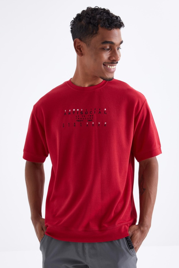 Tommy Life Kırmızı Küçük Yazı Nakışlı O Yaka Erkek Oversize T-Shirt - 88103. 3 Tommy Life Kırmızı Küçük Yazı Nakışlı O Yaka Erkek Oversize T-Shirt - 88103. 3