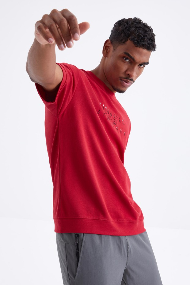 Tommy Life Kırmızı Küçük Yazı Nakışlı O Yaka Erkek Oversize T-Shirt - 88103. 1