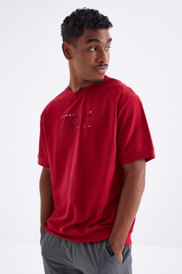 Tommy Life Kırmızı Küçük Yazı Nakışlı O Yaka Erkek Oversize T-Shirt - 88103. 5 Tommy Life Kırmızı Küçük Yazı Nakışlı O Yaka Erkek Oversize T-Shirt - 88103. 5
