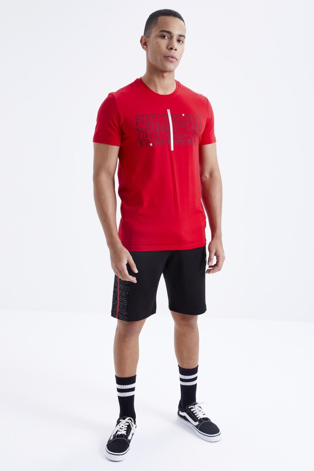 Tommy Life Kırmızı - Siyah Yazı Baskılı O Yaka Bermuda Erkek Şort Takım - 85172. 3 Tommy Life Kırmızı - Siyah Yazı Baskılı O Yaka Bermuda Erkek Şort Takım - 85172. 3