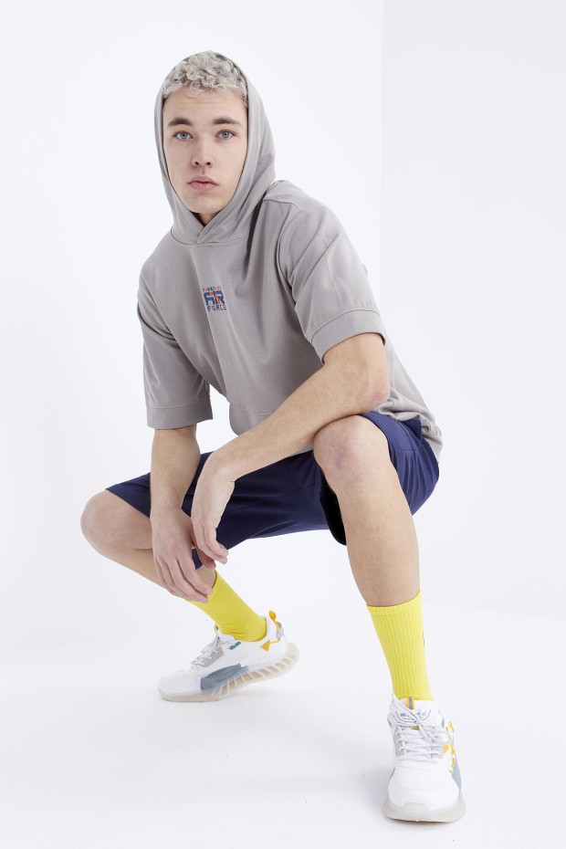 Tommy Life Koyu Bej - İndigo Nakışlı Kapüşonlu Kanguru Cep Oversize Erkek Şort Takım - 85166. 1 Tommy Life Koyu Bej - İndigo Nakışlı Kapüşonlu Kanguru Cep Oversize Erkek Şort Takım - 85166. 1