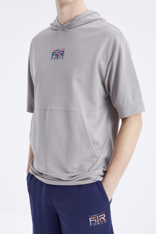 Tommy Life Koyu Bej - İndigo Nakışlı Kapüşonlu Kanguru Cep Oversize Erkek Şort Takım - 85166. 4 Tommy Life Koyu Bej - İndigo Nakışlı Kapüşonlu Kanguru Cep Oversize Erkek Şort Takım - 85166. 4