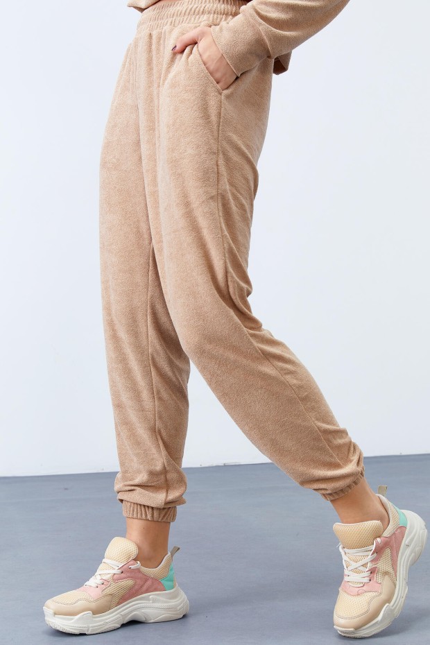 Tommy Life Koyu Bej Havlu Kumaş Kapüşonlu Jogger Kadın Oversize Eşofman Takım - 95311. 7 Tommy Life Koyu Bej Havlu Kumaş Kapüşonlu Jogger Kadın Oversize Eşofman Takım - 95311. 7