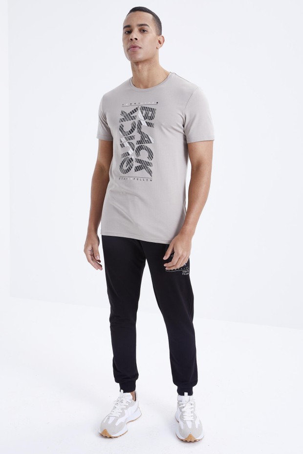 Tommy Life Koyu Bej - Siyah Baskı Detaylı O Yaka Standart Kalıp Manşetli Erkek Eşofman Takım - 85173. 7 Tommy Life Koyu Bej - Siyah Baskı Detaylı O Yaka Standart Kalıp Manşetli Erkek Eşofman Takım - 85173. 7