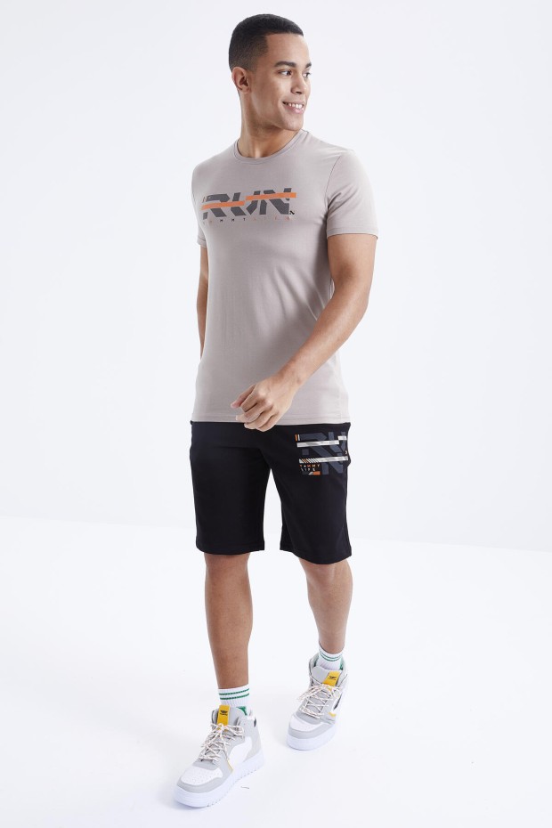 Tommy Life Koyu Bej - Siyah Yazı Baskılı O Yaka Bermuda Erkek Şort Takım - 85167. 1 Tommy Life Koyu Bej - Siyah Yazı Baskılı O Yaka Bermuda Erkek Şort Takım - 85167. 1