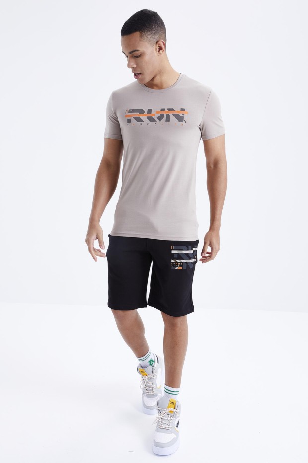 Tommy Life Koyu Bej - Siyah Yazı Baskılı O Yaka Bermuda Erkek Şort Takım - 85167. 3 Tommy Life Koyu Bej - Siyah Yazı Baskılı O Yaka Bermuda Erkek Şort Takım - 85167. 3