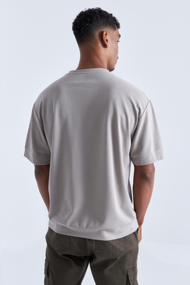 Tommy Life Koyu Bej Yazı Nakışlı O Yaka Erkek Oversize T-Shirt - 88102. 8 Tommy Life Koyu Bej Yazı Nakışlı O Yaka Erkek Oversize T-Shirt - 88102. 8
