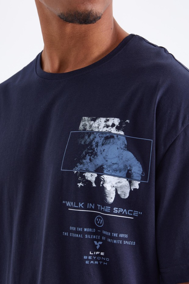 Tommy Life Lacivert Baskı Detaylı O Yaka Erkek Oversize T-Shirt - 88099. 4