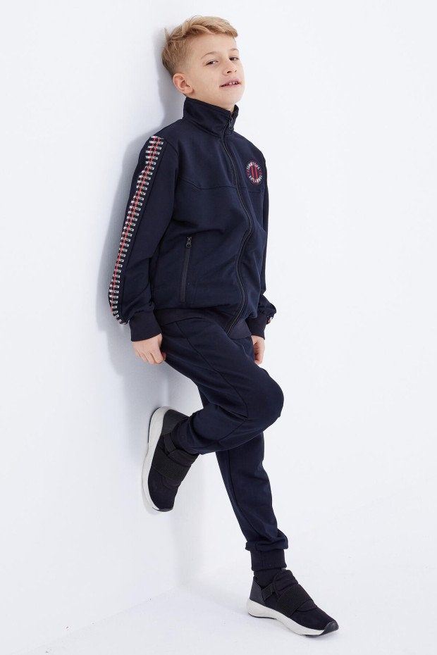Tommy Life Lacivert Dik Yaka Fermuarlı Standart Kalıp Erkek Çocuk Eşofman Takımı - 10810. 8 Tommy Life Lacivert Dik Yaka Fermuarlı Standart Kalıp Erkek Çocuk Eşofman Takımı - 10810. 8