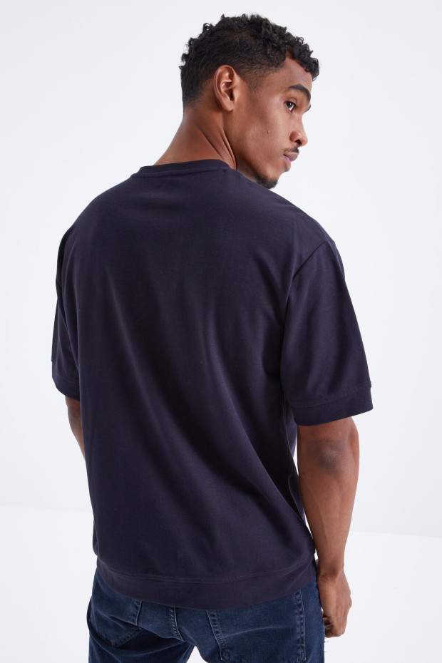 Tommy Life Lacivert Küçük Yazı Nakışlı O Yaka Erkek Oversize T-Shirt - 88103. 7 Tommy Life Lacivert Küçük Yazı Nakışlı O Yaka Erkek Oversize T-Shirt - 88103. 7
