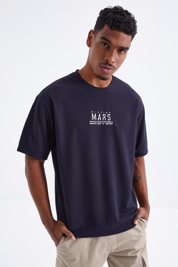 Tommy Life Lacivert Mars Yazı Nakışlı O Yaka Erkek Oversize T-Shirt - 88104. 4