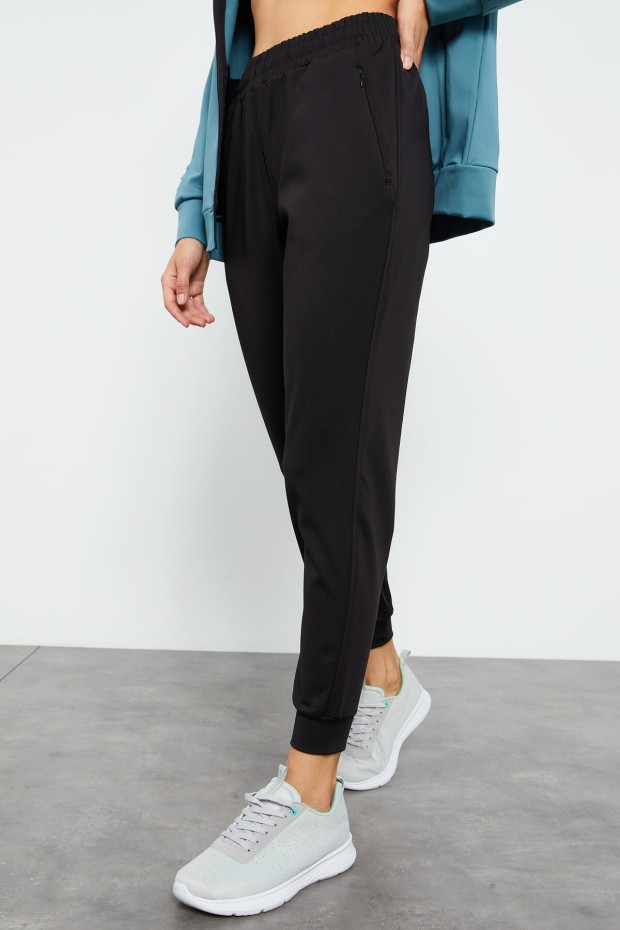 Tommy Life Mint Yeşil - Siyah Dalgıç Kumaş Standart Kalıp Jogger Kadın Eşofman Takımı - 95273. 2 Tommy Life Mint Yeşil - Siyah Dalgıç Kumaş Standart Kalıp Jogger Kadın Eşofman Takımı - 95273. 2