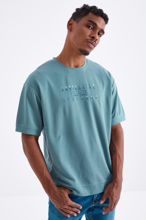 Tommy Life Mint Yeşili Küçük Yazı Nakışlı O Yaka Erkek Oversize T-Shirt - 88103. 1