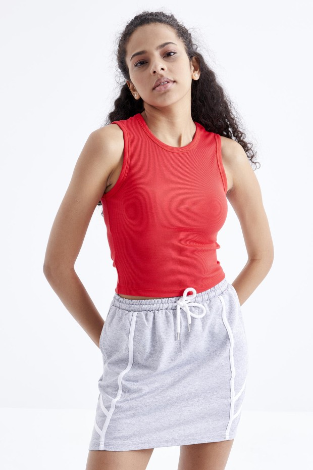Tommy Life Nar Çiçeği Basic Kolsuz O Yaka Kadın Crop Top Atlet - 97204. 3 Tommy Life Nar Çiçeği Basic Kolsuz O Yaka Kadın Crop Top Atlet - 97204. 3